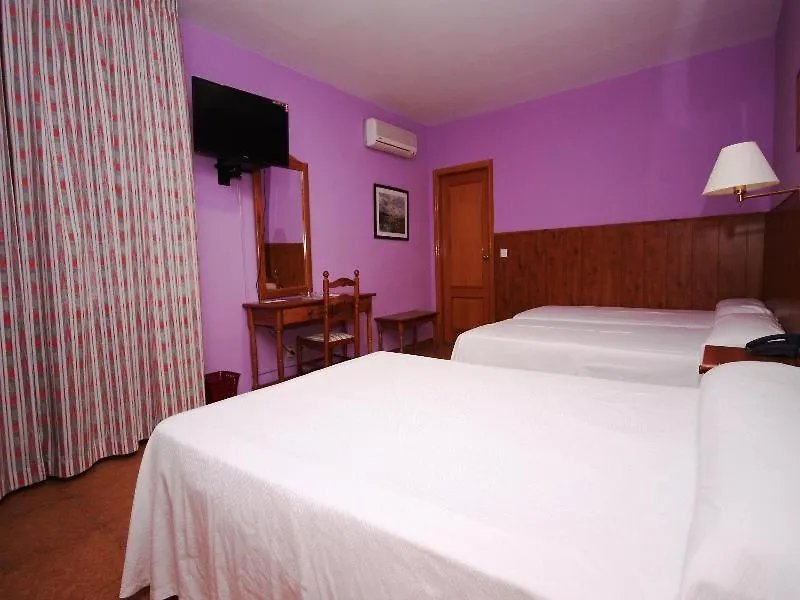 Hotel Rural Montana De Cazorla Arroyo Frio 4*,